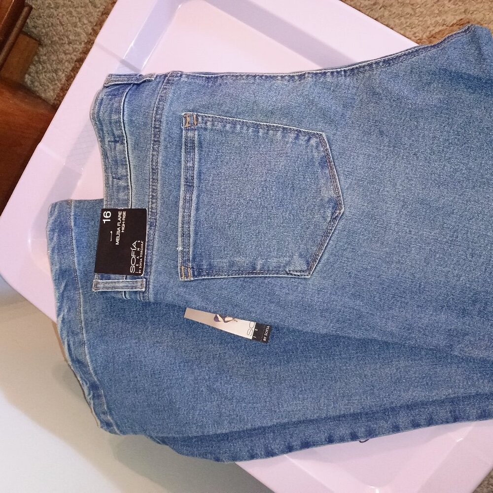 Sofia Jeans size 16